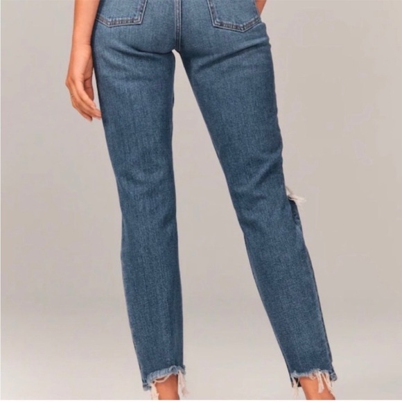 ABERCROMBIE & FITCH Curve Love The Mom High Rise Distressed Jeans - Picture 7 of 11